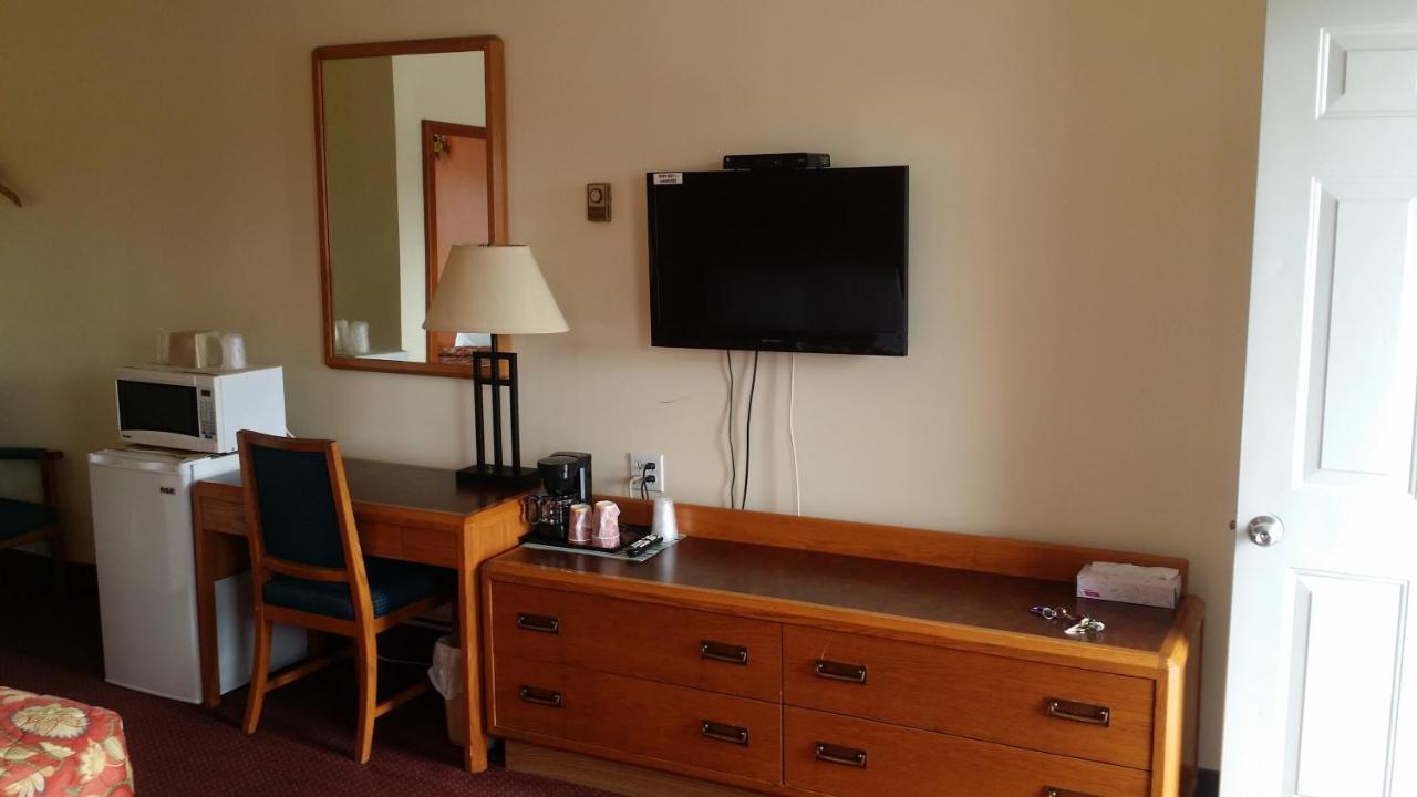 River Mist Inn Sturgeon Falls エクステリア 写真