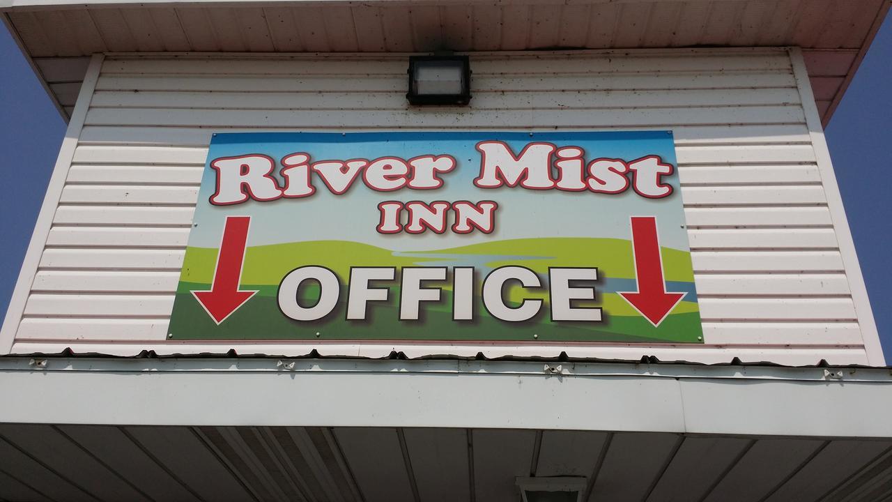 River Mist Inn Sturgeon Falls エクステリア 写真
