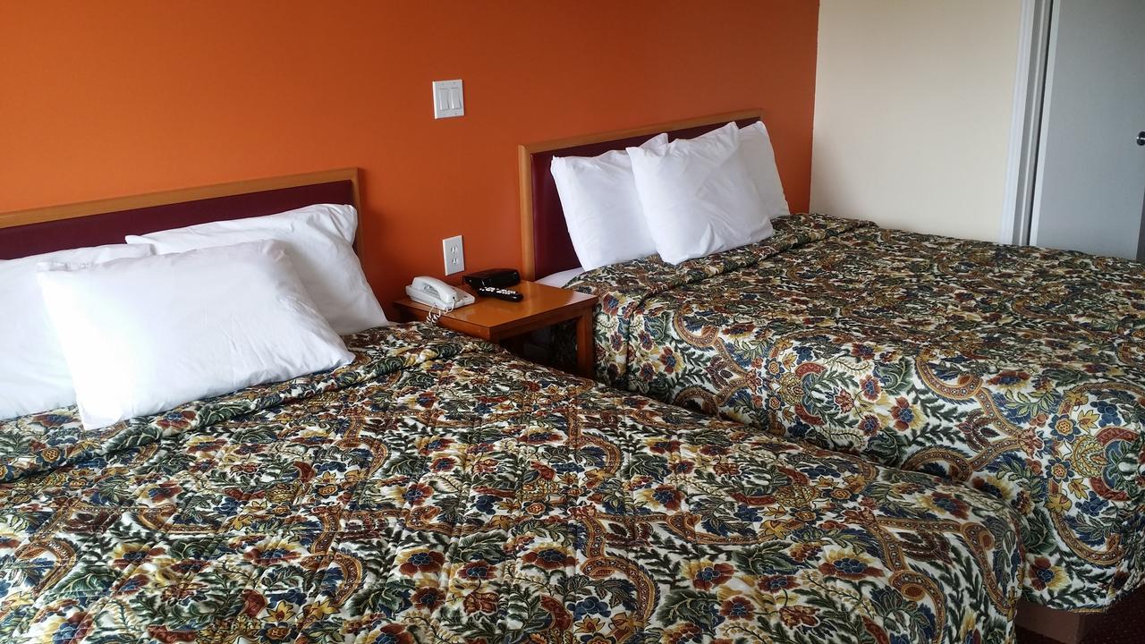 River Mist Inn Sturgeon Falls エクステリア 写真